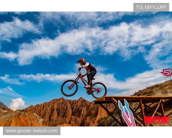 军都山滑雪场改造速降赛道,实现“冬滑夏骑”资源复用 军都山滑雪场改造速降赛道,实现“冬滑夏骑”资源复用