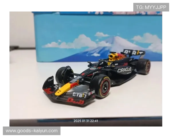 F1赛车制造工艺:2.5万小时工时,0-200公里加速5秒 F1赛车制造工艺:2.5万小时工时,0-200公里加速5秒